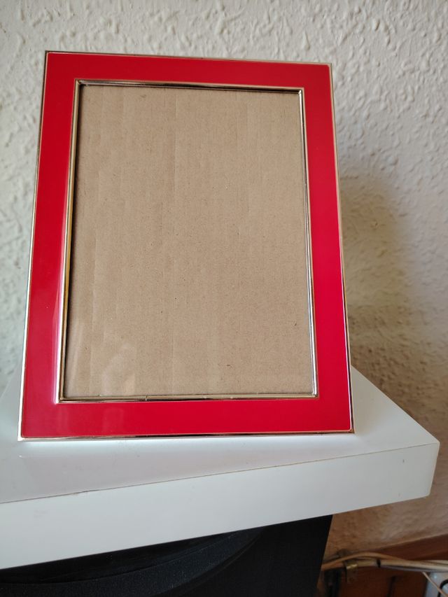 Marco de fotos rojo