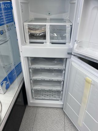 Nevera indesit con tara 
