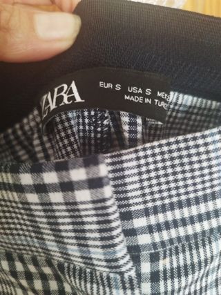 Pantalón de Zara