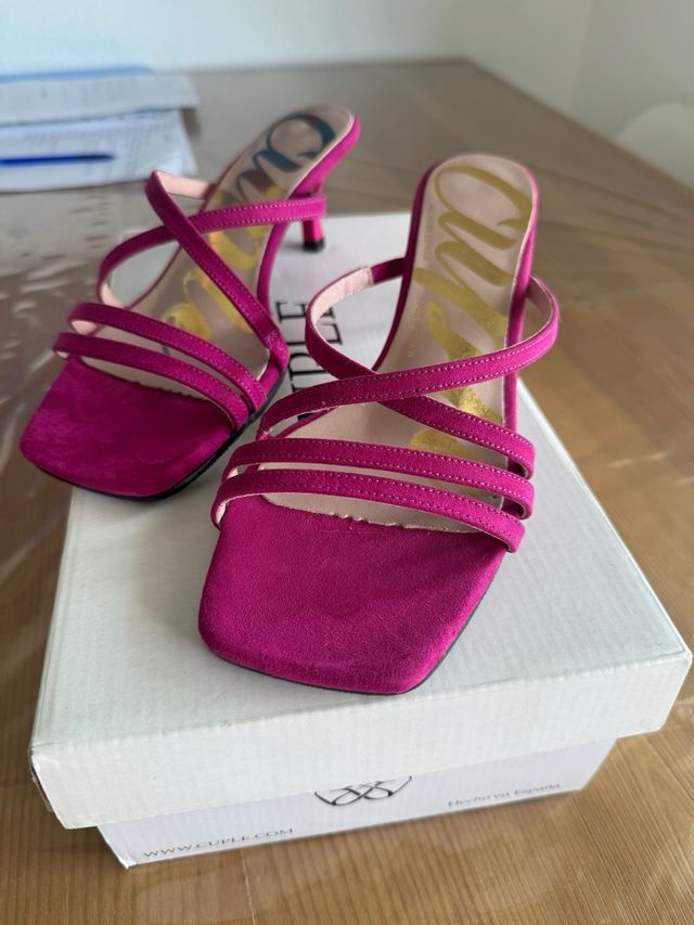 Sandalias cuple fucsias