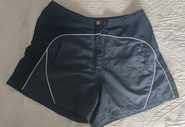 Pantalón corto. Talla s
