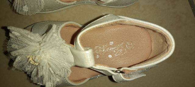 Scarpe bimba eleganti  sandali mis.20