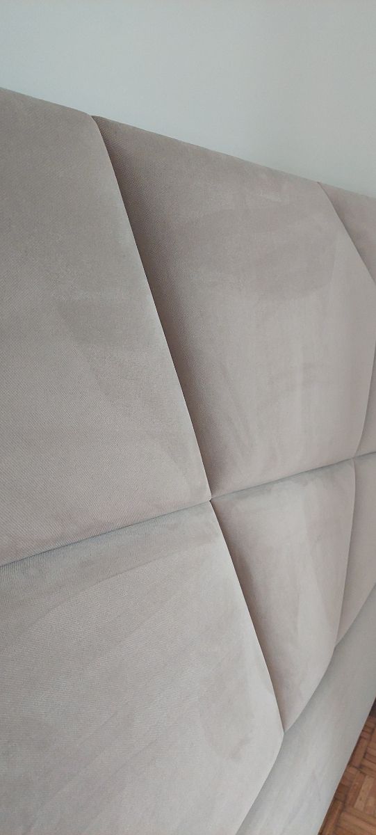 Cabeceira estofada king size