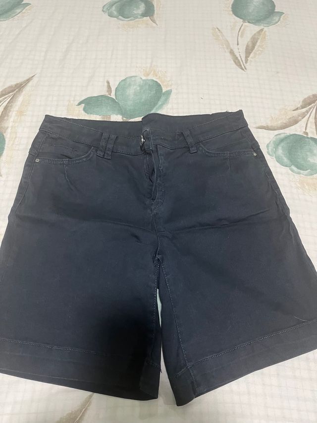 Pantalón corto