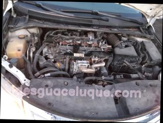 CINTURON TRASERO IZQUIERDO TOYOTA AVENSIS 8817