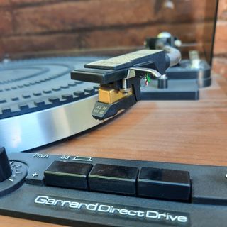 TOCADISCOS VINILO GARRARD DD75 TURNTABLE