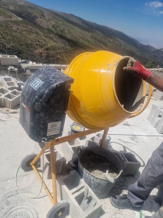 Alquiler de Hormigonera 