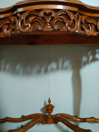 MUEBLE DE ENTRADA ESTILO ISABELINO