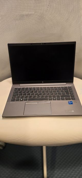Hp Zbook g8 14" workstation i7 nvidia 