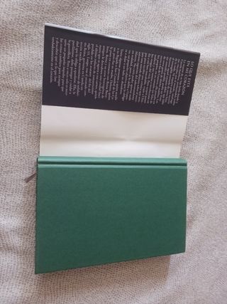 "Lo que está en mi.."Marcela Serrano=1.50€+regalit