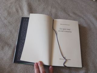 "Lo que está en mi.."Marcela Serrano=1.50€+regalit