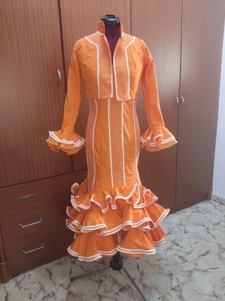 Traje de flamenca simicorto