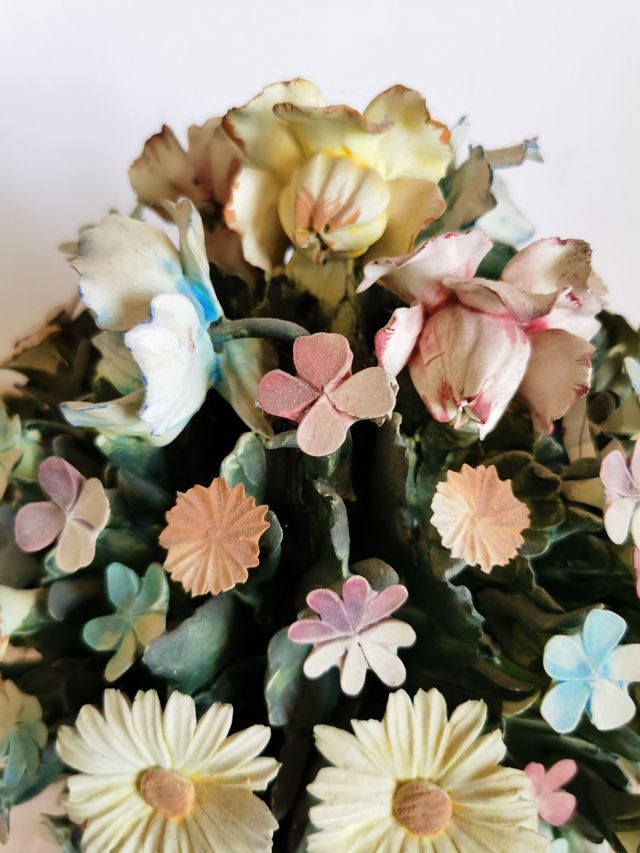 Centrotavola floreale porcellana (1970) 