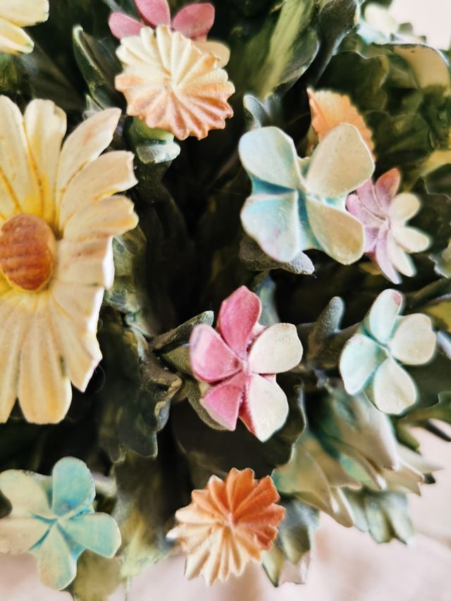 Centrotavola floreale porcellana (1970) 