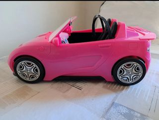 Barbie descapotable rosa