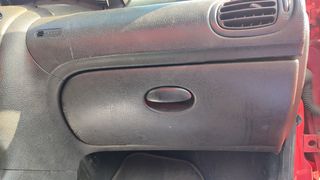 PEUGEOT 206 1.4 G 2001