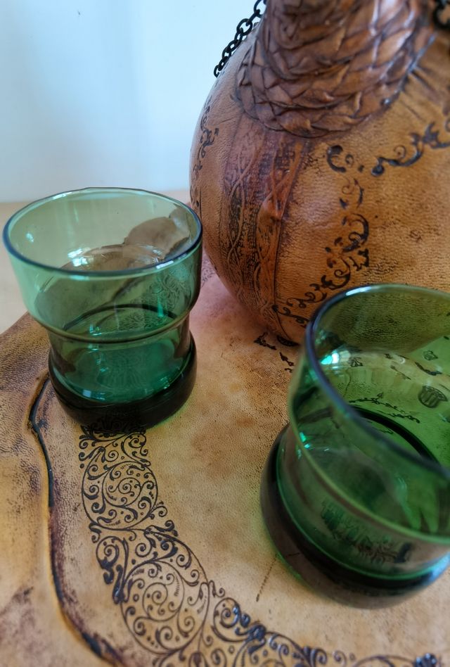 Servizio vintage caraffa, 6 bicchieri e vassoio