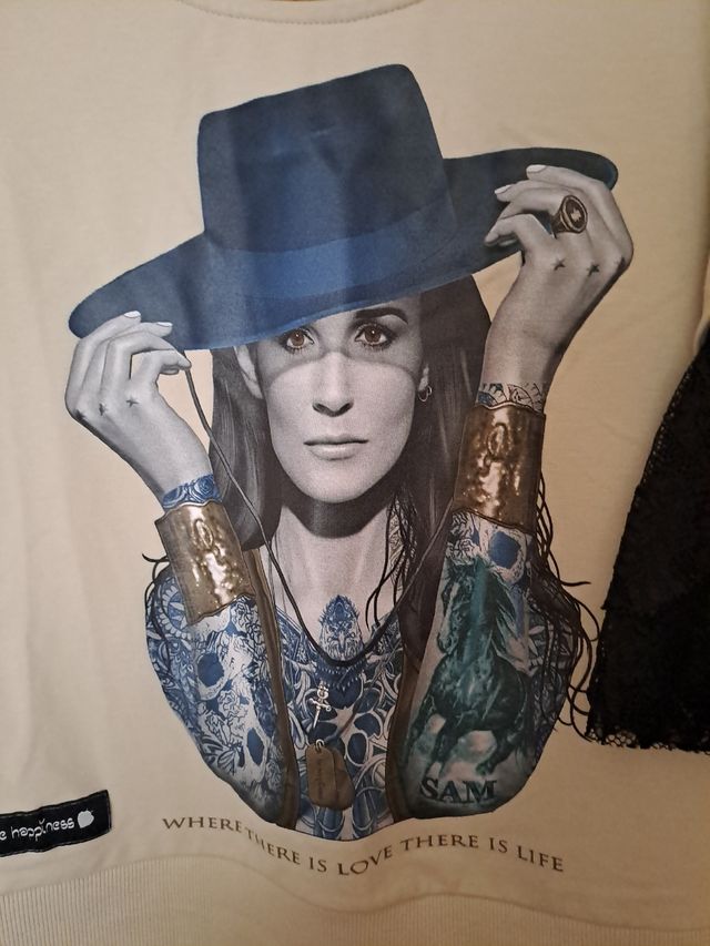 Camiseta Be Happiness