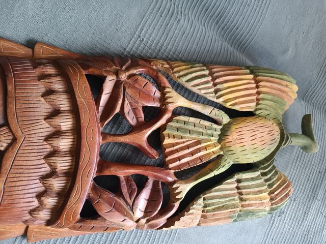 Máscara tallada madera