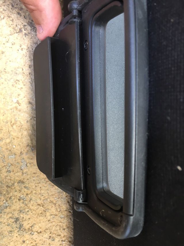 Bandeja cubremaletero extensible 122 cm