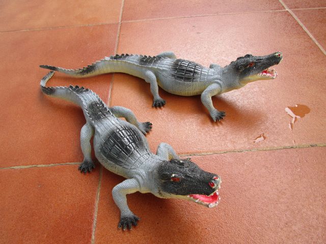 Lote muñecos de goma