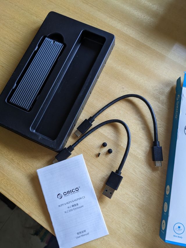 Caja NVME Orico 10 Gbps en su caja