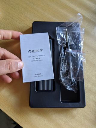 Caja NVME Orico 10 Gbps en su caja