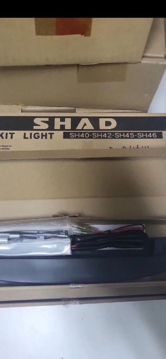 Luz de freno LED maletas moto SHAD