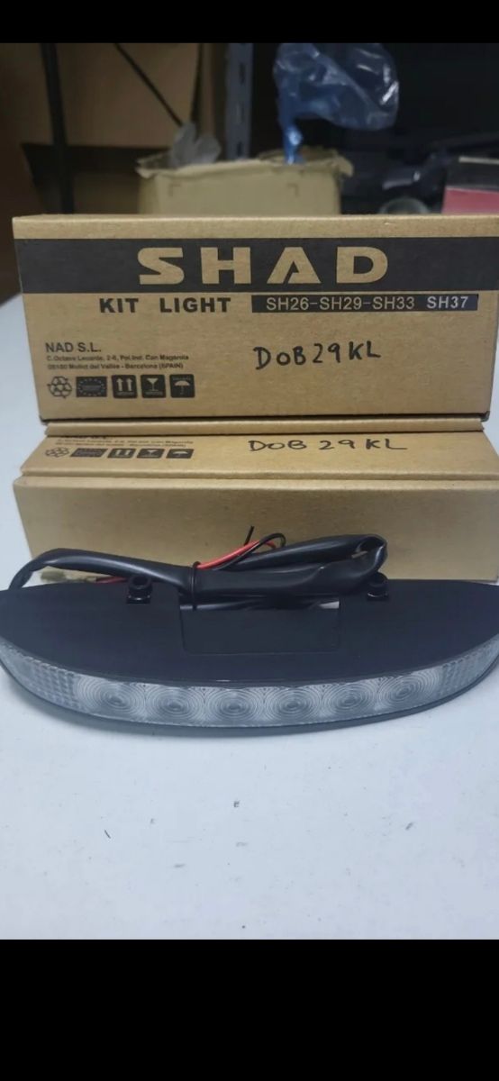 Luz de freno LED maletas moto SHAD
