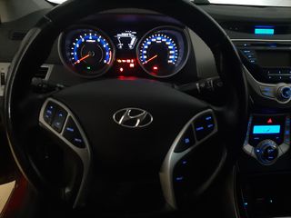 Hyundai Elantra 2012 1.6 Techno / Tecno