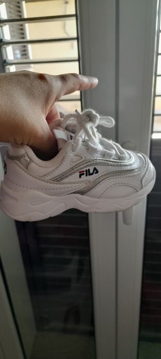 Scarpe bimba fila