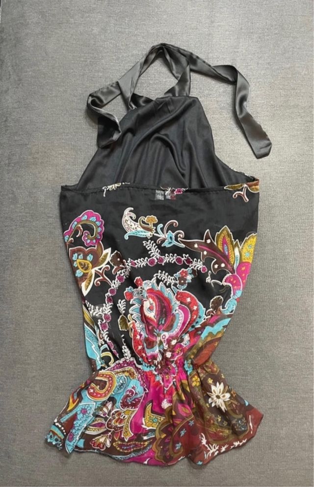 Blusa con espalda al aire