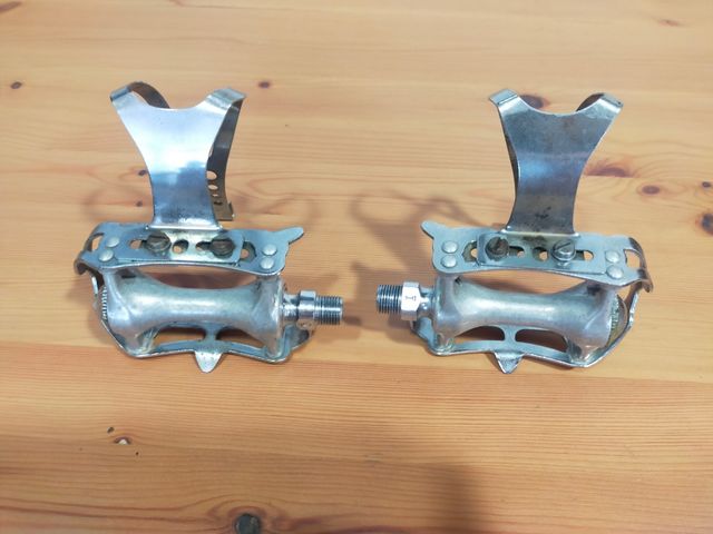 Bielas platos y pedales strongliht Zeus