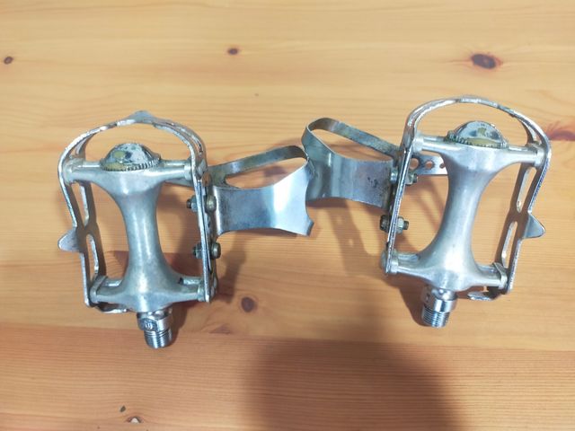 Bielas platos y pedales strongliht Zeus