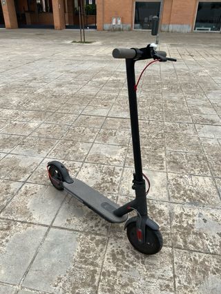 Xiaomi Mi Electric Scooter M365