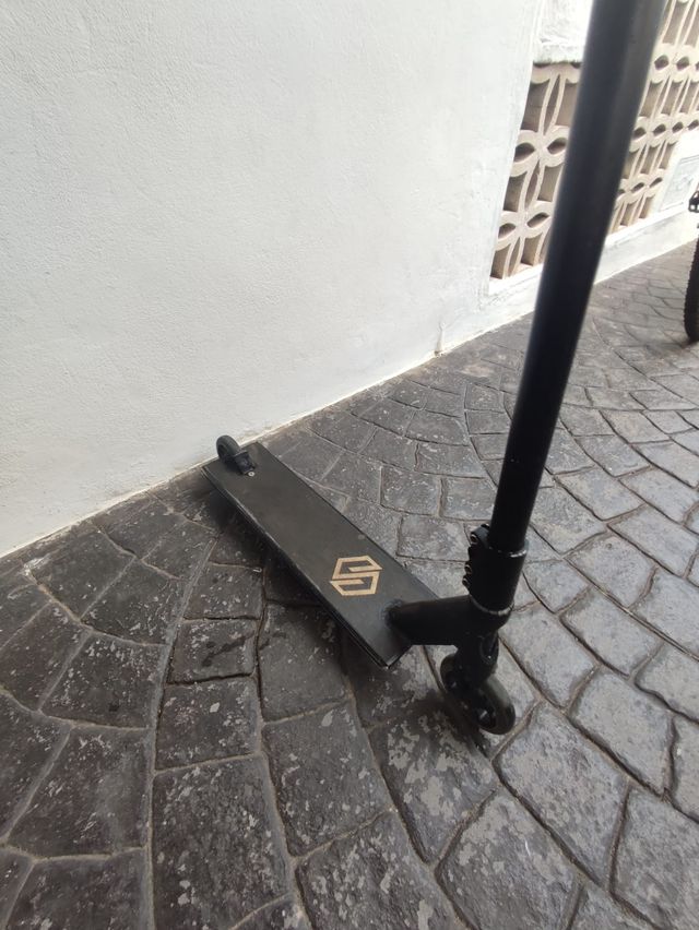 Patinete scooter Striker Gravis 