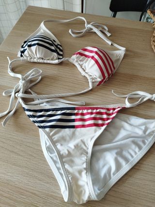 Bikini 