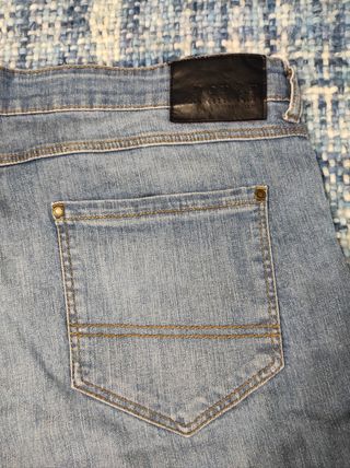 Vaquero corto hombre