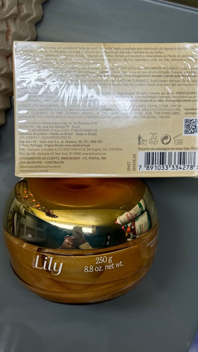 Crema idratante Illuminante corpo Lily