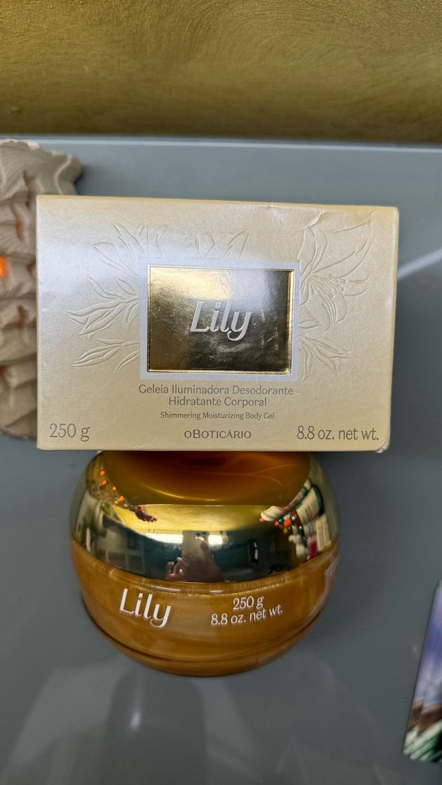 Crema idratante Illuminante corpo Lily