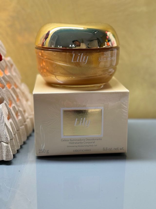 Crema idratante Illuminante corpo Lily