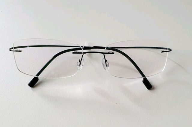 Gafas de LECTURA Titanio 5 colores