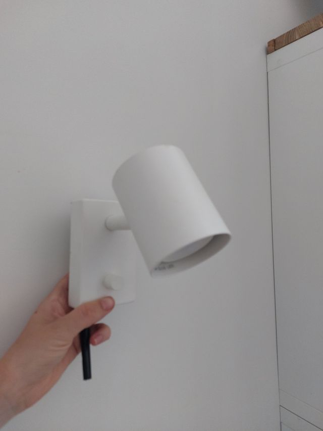 Aplique orientable blanco