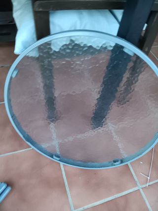 Mesa redonda de cristal