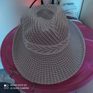 Lotto cappelli a scelta