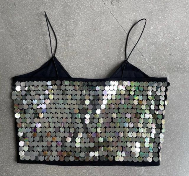 Top negro lentejuelas plata de H&M