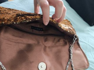 Bolso dorado de fiesta nuevo