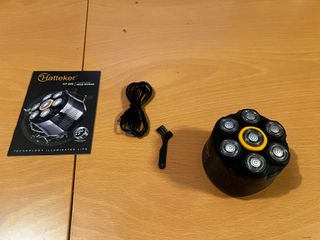 AFEITADORA MAGNÉTICA PARA HOMBRES