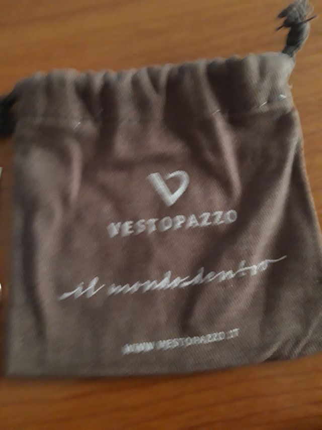 Orecchini Vestopazzo