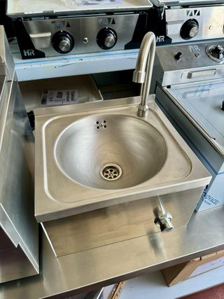 LAVAMANOS DE RODILLA INDUSTRIAL